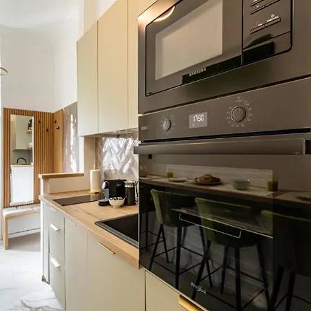 Апартаменты Oasis On The Broadway With Ac