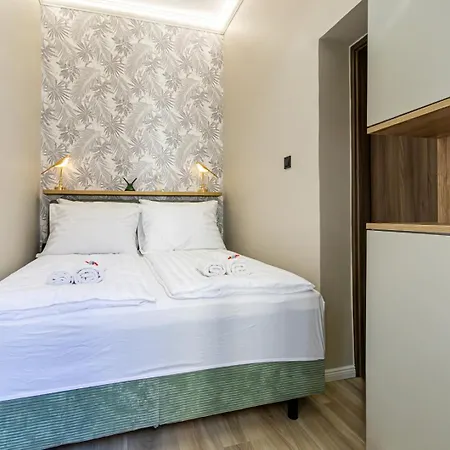 Апартаменты Oasis On The Broadway With Ac